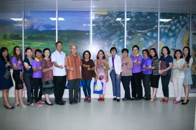 นพ.สมศักดิ์ นุกูลอุดมพานิชย์ (อดีต นพ.สสจ.น่าน) เยี่ยมเยียนเจ้าหน้าที่ สสจ.น่าน